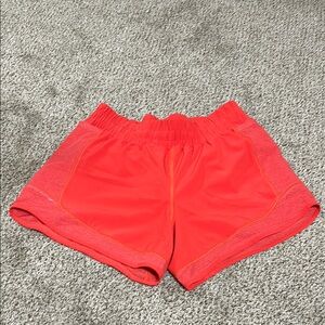 Lululemon shorts size 6